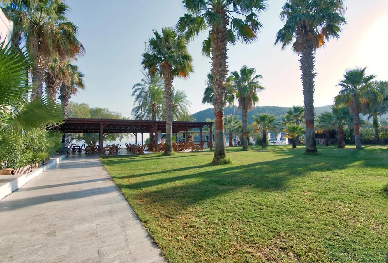 Selvi Beach Hotel Göltürkbükü